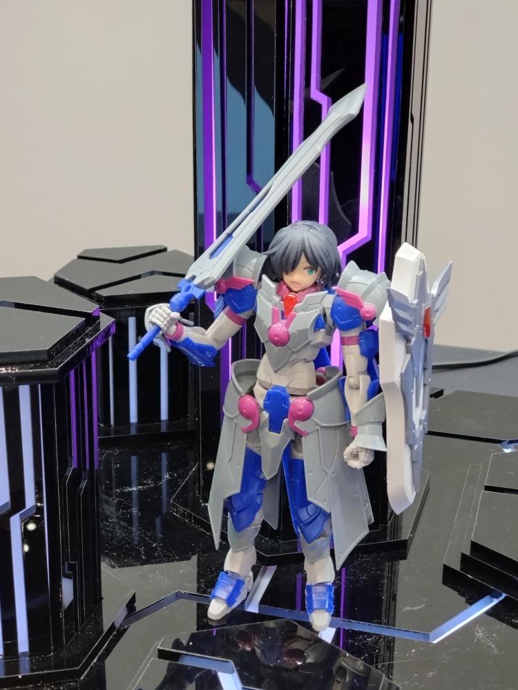 メカクレちゃん